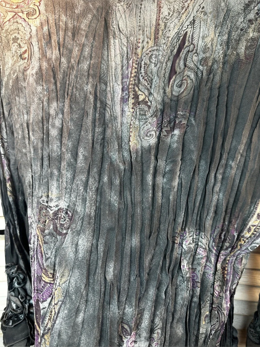 Vintage  Crinkle Ruffled Sheer Gray & Purple Paisley Long Bell sleeve top XL Y2K - Picture 10 of 12